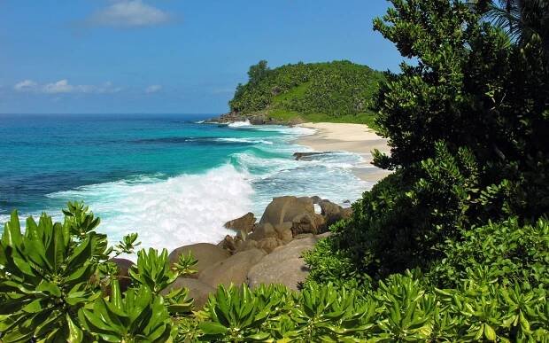 Petit Police Beach / Mahe / Seychelles