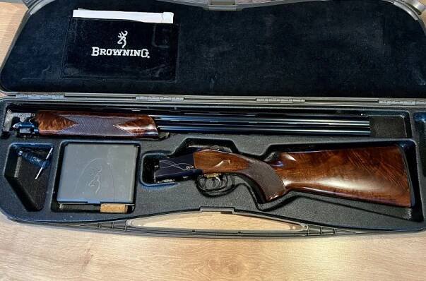 Browning B725 Sporter S3 Black edition