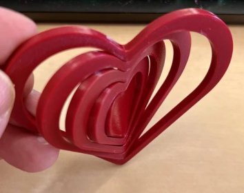 Heart spinny fidget toy ornament for Valentine's Day, Christmas, etc. by thiebes | Download free STL model | Printables.com