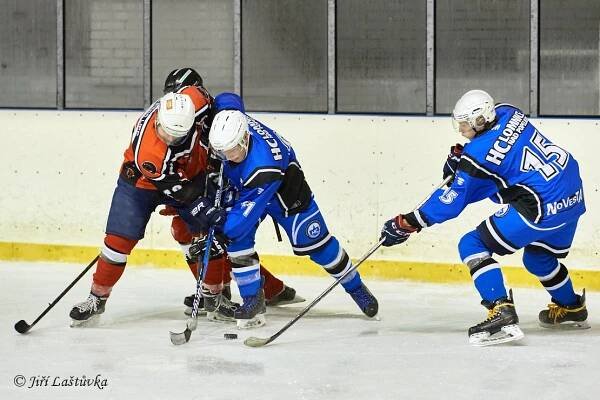 HC Česká Lípa – HC Lomnice nad Popelkou 3:5 (1:2,2:0,0:3) – Foto-noviny