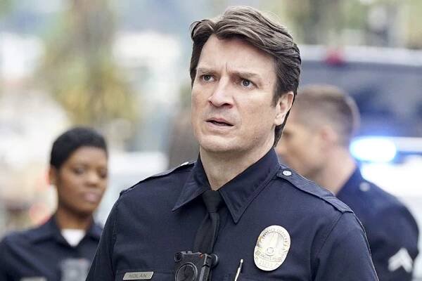 'The Rookie' bans 'live' weapons on set after fatal shooting on Alec Baldwin film