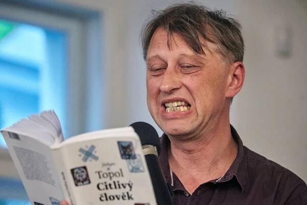 Jáchym Topol: Pro brigádnici Kačenku (23. 5. 2017) - Fotogalerie - Knihovna Václava Havla