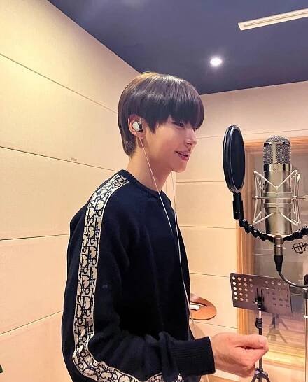 Hwang In-yeop Instagram 2022