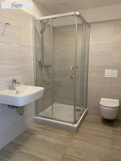 Pronájem Byt 1+kk, Polaneckého, Praha 9 - Kbely