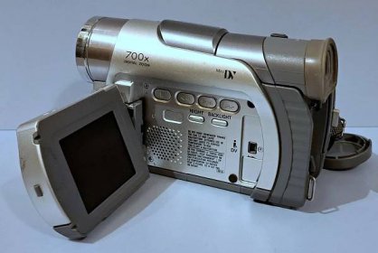 Videokamera JVC GR-D30E - mini DV (k vyzkoušení, příp. opravě) - TV, audio, video