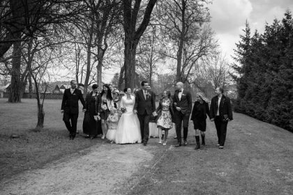 Svatba na zámku Lnáře - svatební fotografie