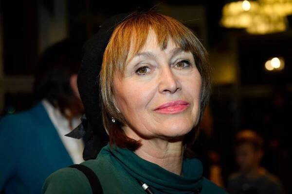 FOTO: Herečka Petra Černocká vypadá skvěle. – stránka 99
