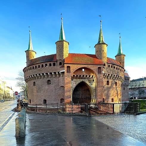 Europe Guide App for Travelers