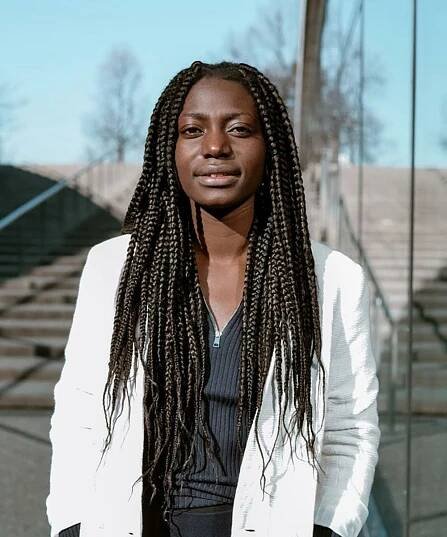 Gründerin Christiana Bukalo, die zu den Themen Staatsangehörigkeit, Diversität, Integration, politische Teilhabe und Identität Vorträge hält.