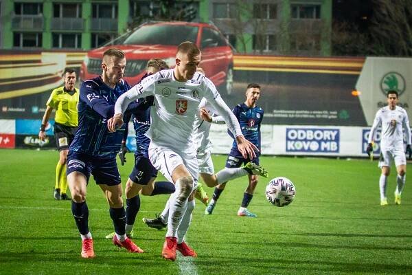 Divoký zápas se Slováckem končí nerozhodně | FC Hradec Králové
