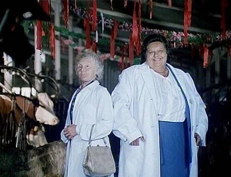 Marie Pilátová, Helena Růžičková - Slunce, seno a pár facek - Z filmu