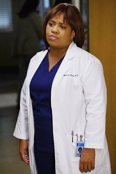 Chirurgové - Velké předstírání - Z filmu - Chandra Wilson