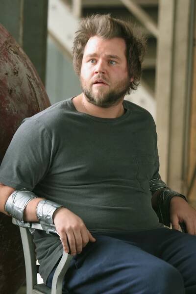 Invaze - Z filmu - Tyler Labine