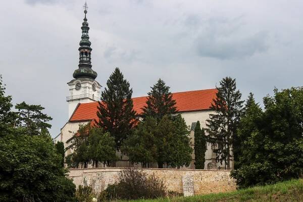 Nové Mesto nad Váhom - o mestách.sk