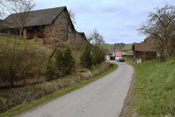 Vrbětice? Hra vysokých politiků, míní místní. I děti by to vyšetřily dřív, tvrdí