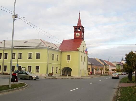 Soubor:Velká Bystřice, radnice.jpg – Wikipedie