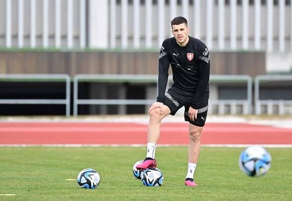 Fotbalista David Jurásek absolvuje první reprezentační sraz | iROZHLAS - spolehlivé zprávy