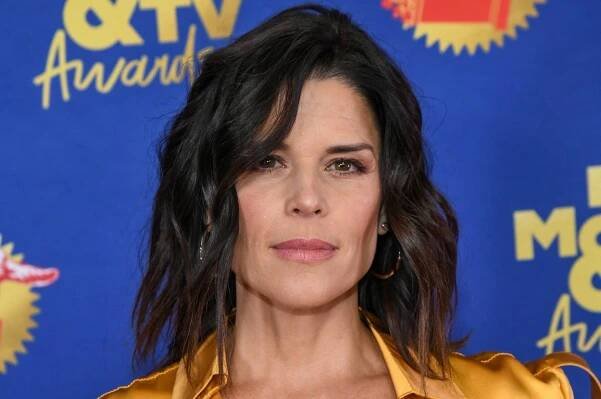 Neve Campbell