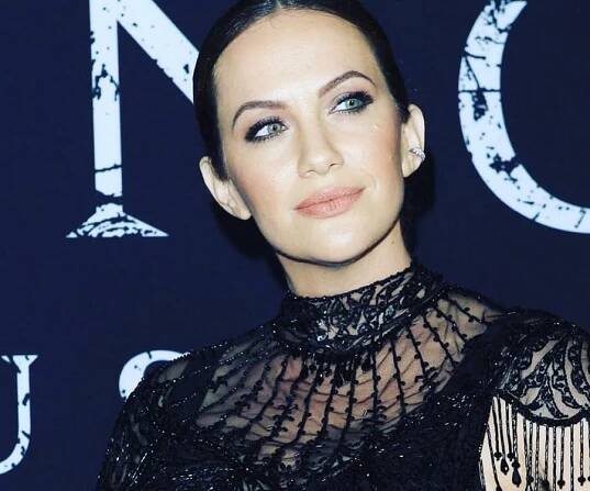 Kate Siegel Biography - Facts, Childhood, Family Life