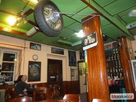 Moto - bar Royal Star Moto hospůdky moto zajímavosti | Motorkáři.cz