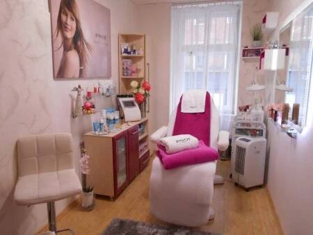 Kosmetický salon Divadelní ,Kosmetické a kadeřnické studio Divadelní