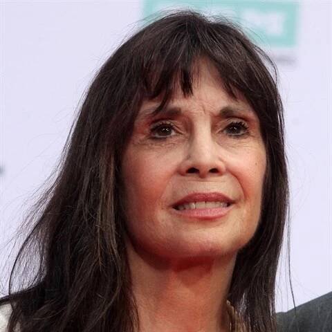 Sedmdesátiletá Talia Shire.
