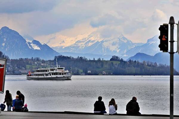 Zug nach Zürich