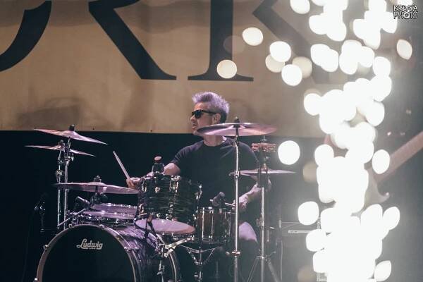 Podujatie Peter Cmorík & band | DKC Veritas - Multifunkčný priestor na kultúrne a spoločenské podujatia