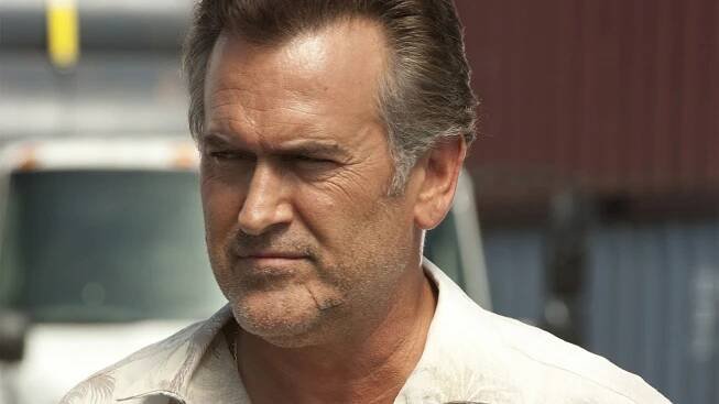 Status: Nežádoucí - Můžete běže… - Z filmu - Bruce Campbell