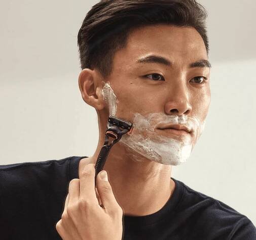 GILLETTE Fusion5 Power 8 ks