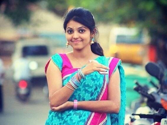 Athulya Ravi Bio, Wiki, Age, Parents, Height, Weight, Husband, Biography, Images and More