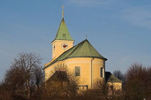 Kostel sv. Petra a Pavla (Kostelec u Holešova)