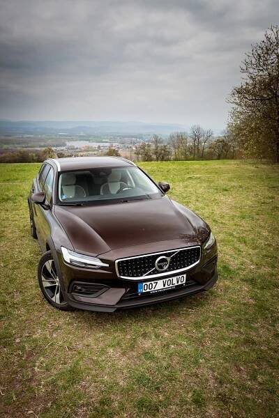 SUV, nebo kombík? Tohle je auto pro ty, kteří by chtěli dva v jednom