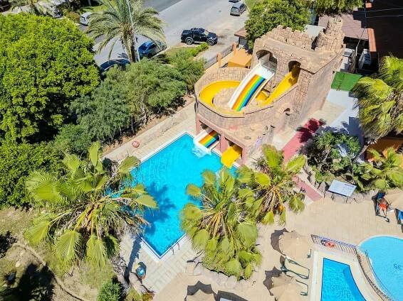 4* hotel v Turecku včetně letenky: all inclusive, bazény, animace pro děti i dospělé