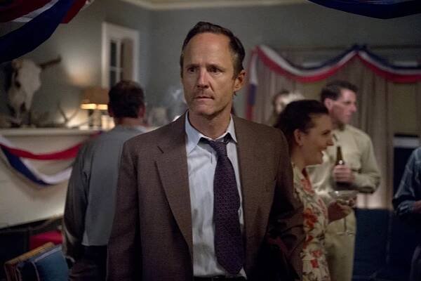 Manhattan - Zraňujeme to, co milujeme - Z filmu - John Benjamin Hickey