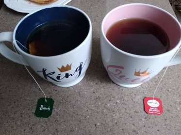 Harrods vs Twinings English Breakfast Tea (The Ultimate Taste Test)