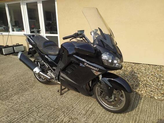 Kawasaki GTR 1400
