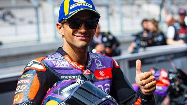 MotoGP: Martin vítězí v Portugalsku, Bagnaia a Márquez kolidovali, Acosta na podiu
