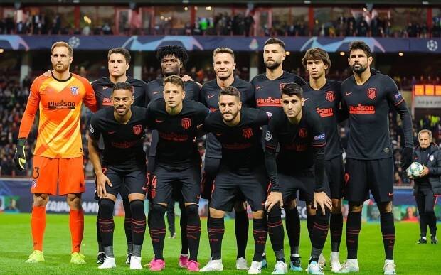Zaparkovaný autobus Atlética Madrid! Fanoušci se baví defenzivní formací 5-5-0 Rojiblancos - Ruik.cz