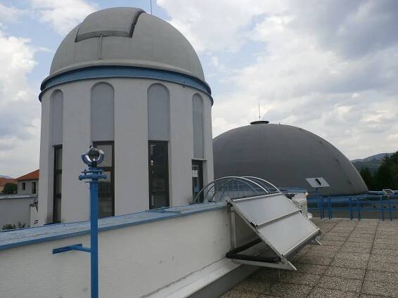 Hvězdárna a planetárium Maxmiliána Hella | Domalenka