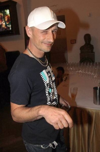 Matěj Homola se před časem zasnoubil.
