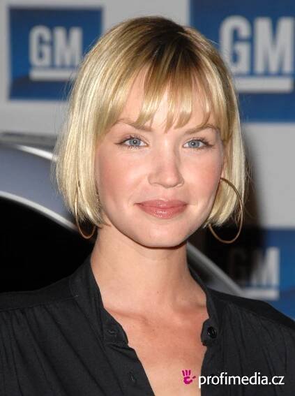 Ashley Scott - celebrity účes - HappyHair