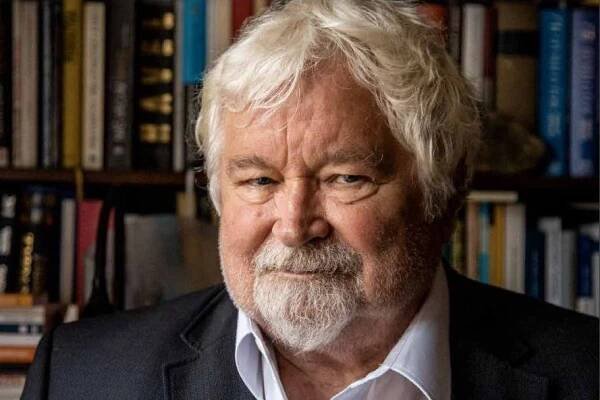 Docent Petr Pithart se po letech loučí se svou alma mater, PF UK