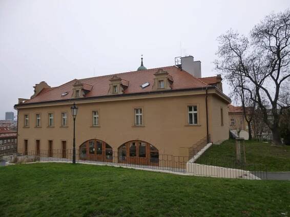 Vršovický zámeček (Rangherka) | Cestou, necestou
