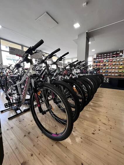 Galerie – Sportservis Montana | Kolín