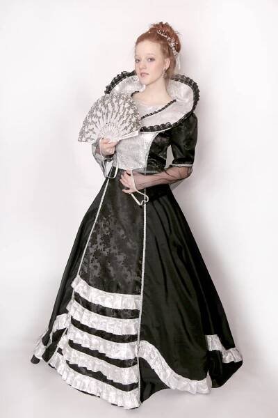 Kostýmy - Lady Mell