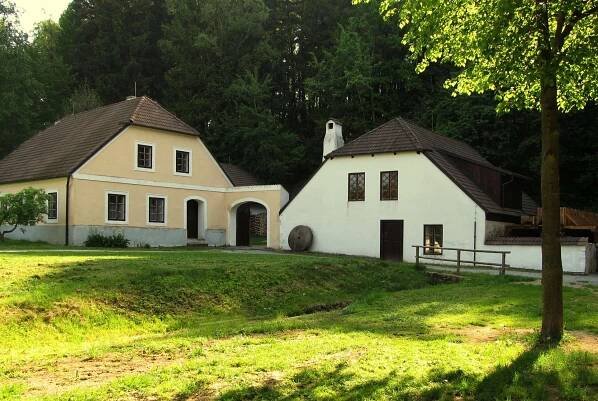 Poznejte Buškův hamr a jeho funkční buchar na vlastní oči