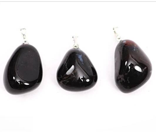Přívěsek z minerálu - Onyx vel. M (20-35mm)