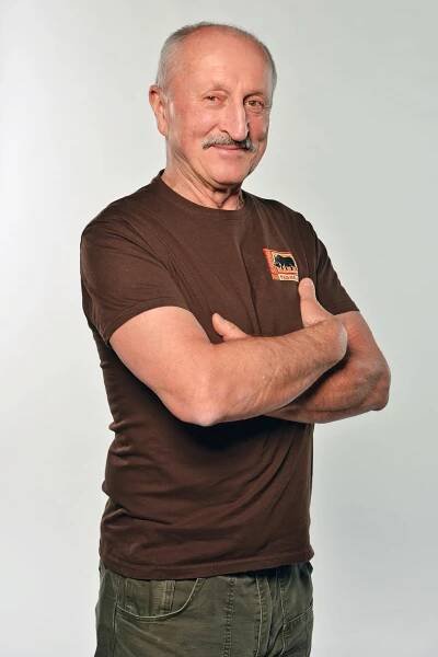 Oldřich Navrátil jako Josef Jírů