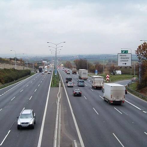 Mýtná zakázka pro Kapsch je nezákonná, tvrdí konkurence